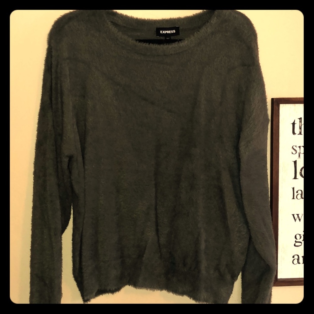 Express! Size large! Wrap yourself in comfort!